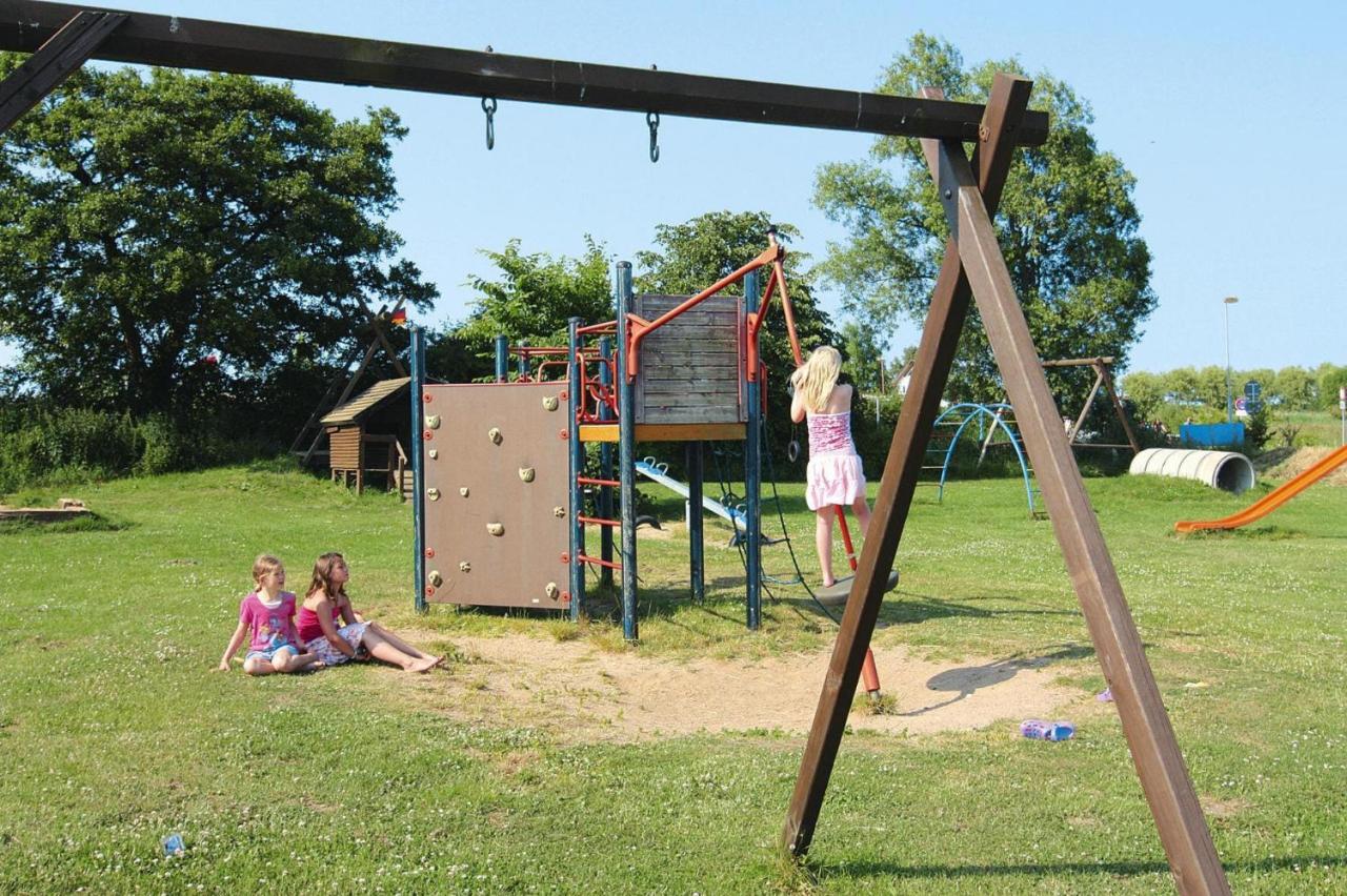 Holiday Complex Schuldt, Behrensdorf Екстер'єр фото